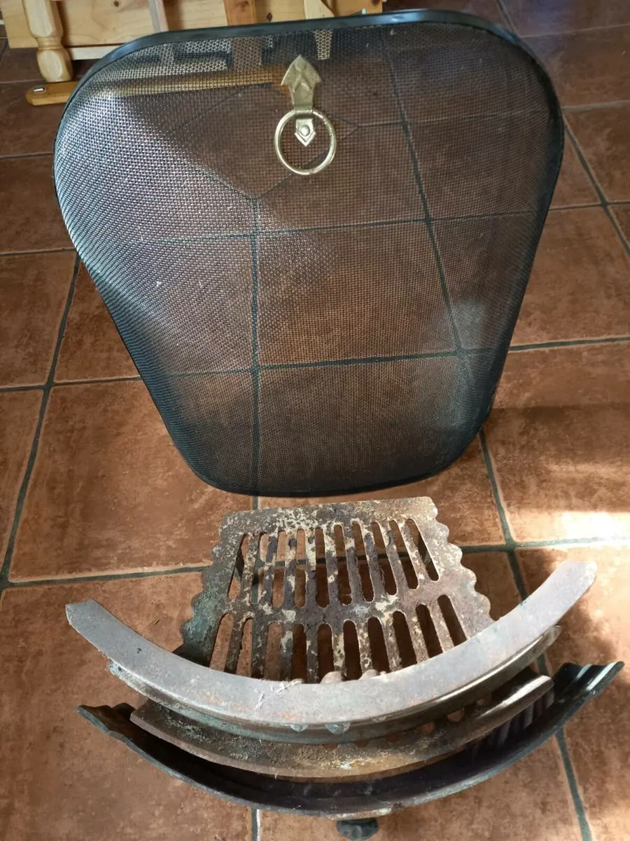 Fire guard, grate fret and front - Image 1