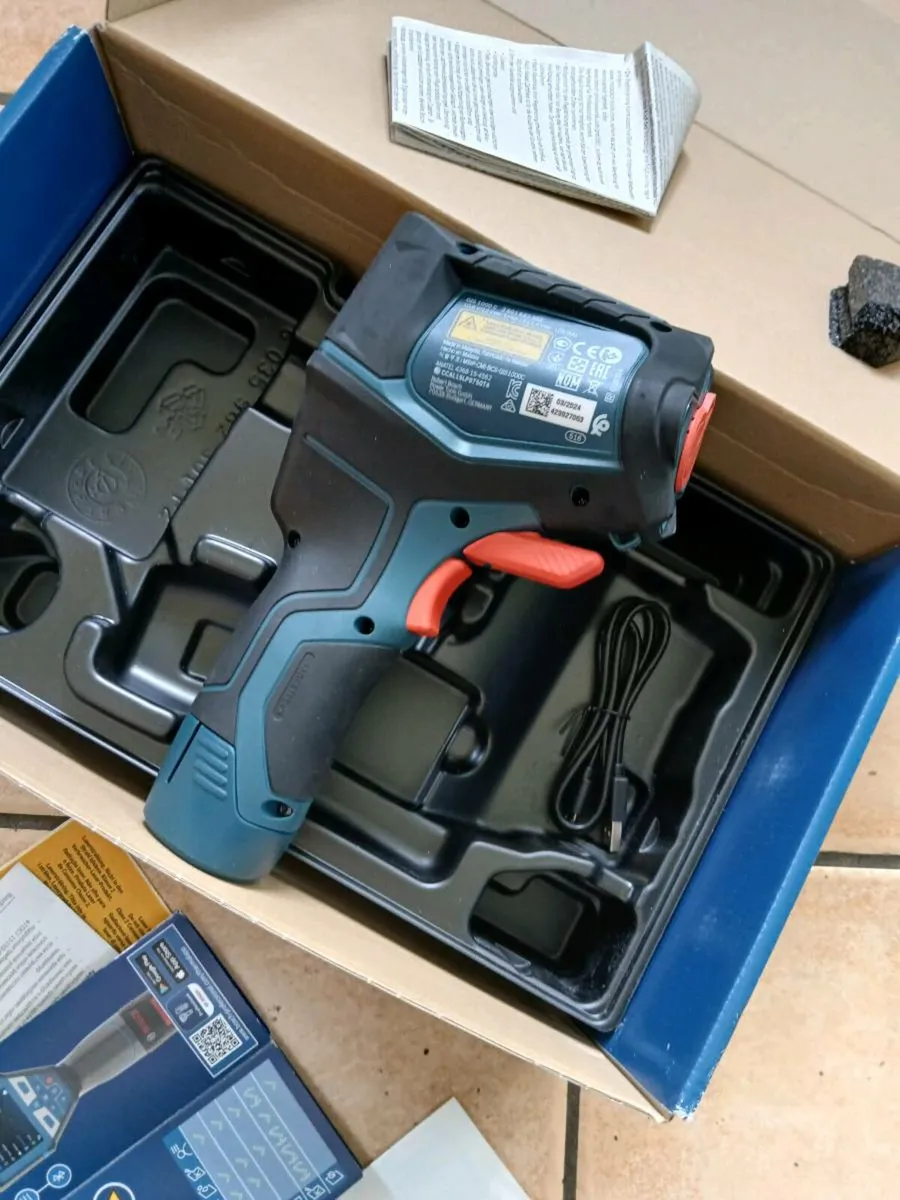 Infrared thermometer Bosch GIS 1000 C - Image 1