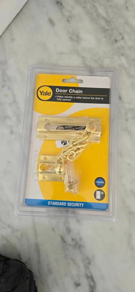 Door latch - Image 1