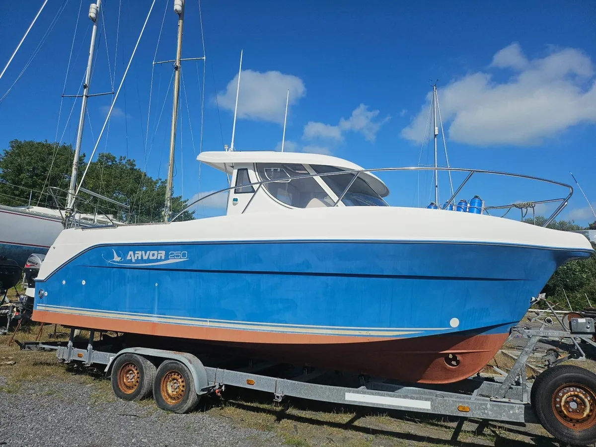 boat - Image 1