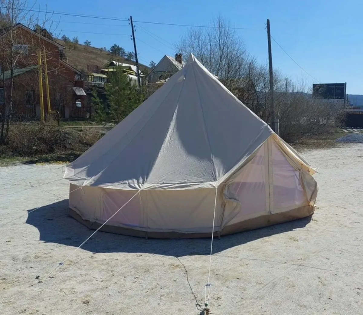 Bell tent - Image 1