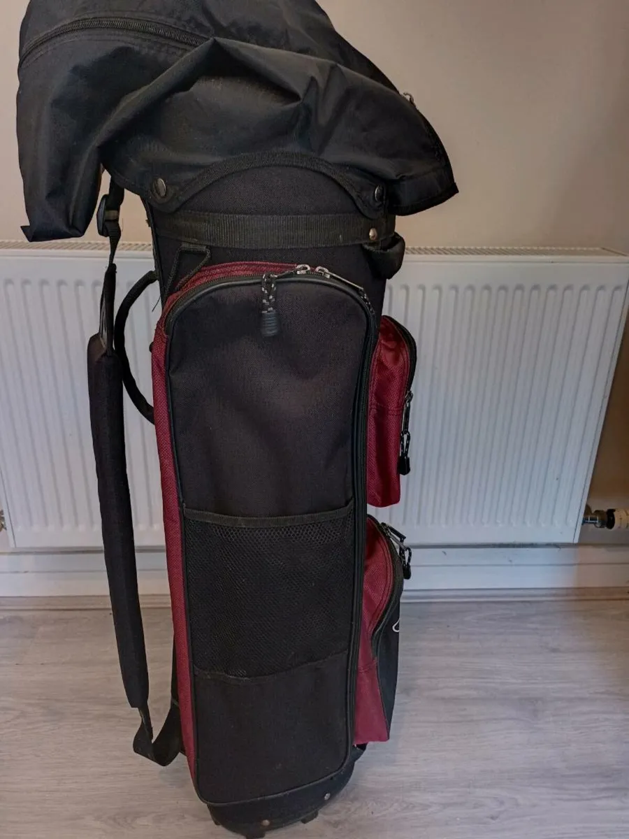 Top flite golf bag. - Image 2