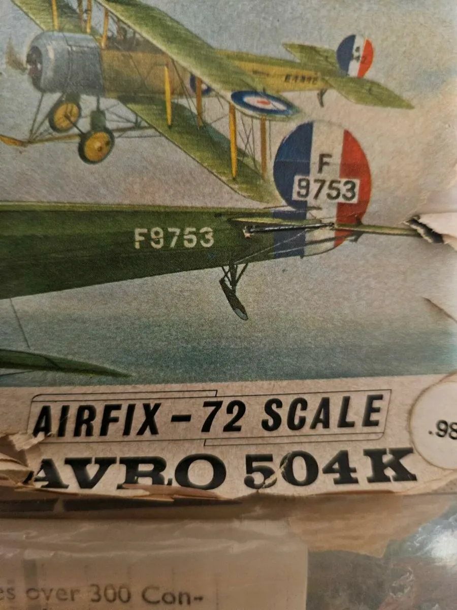 Vintage Airfix WW1 Avro 504 Kit - Image 2