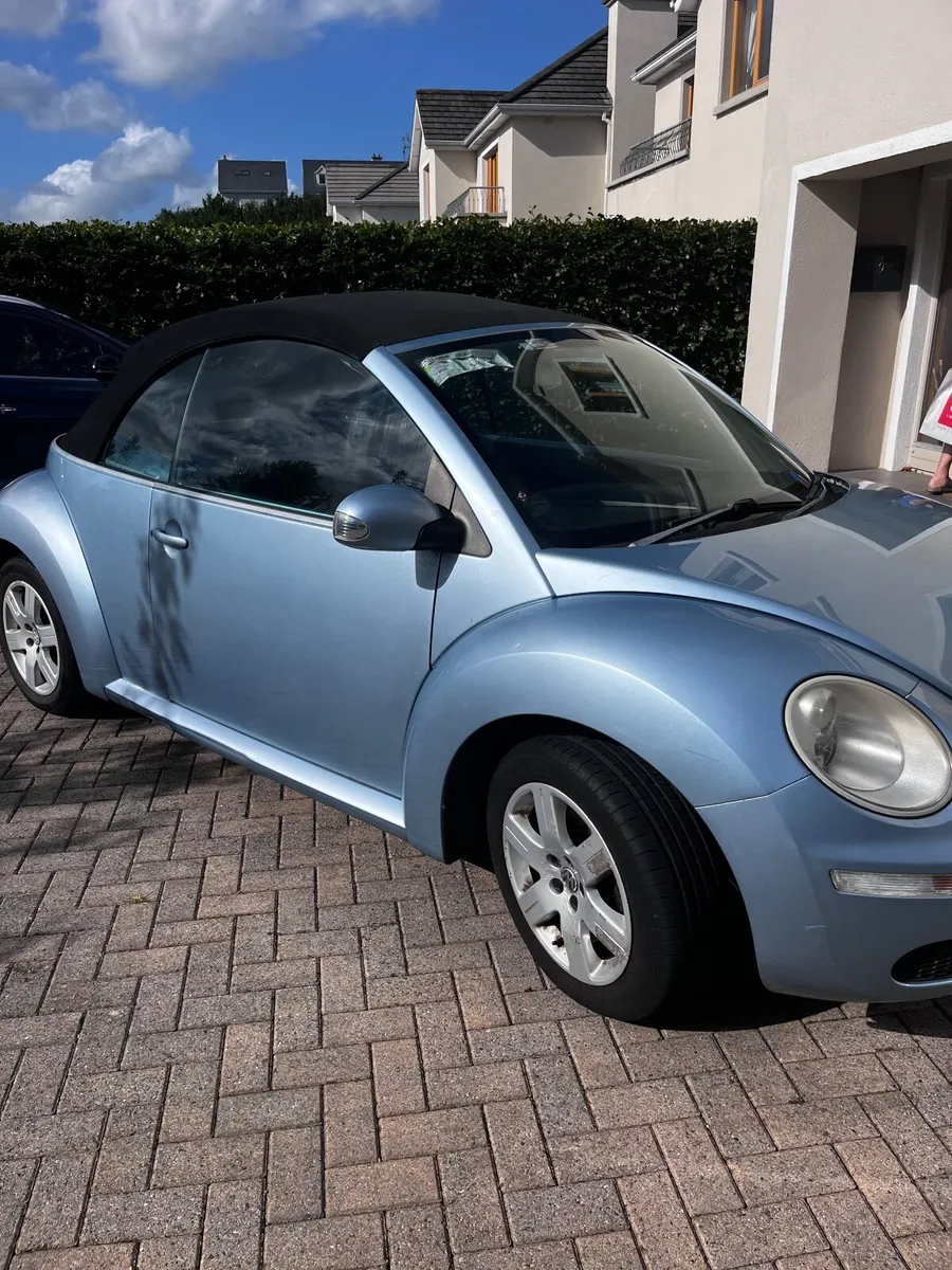 Volkswagen Beetle convertible 2007 - Image 1