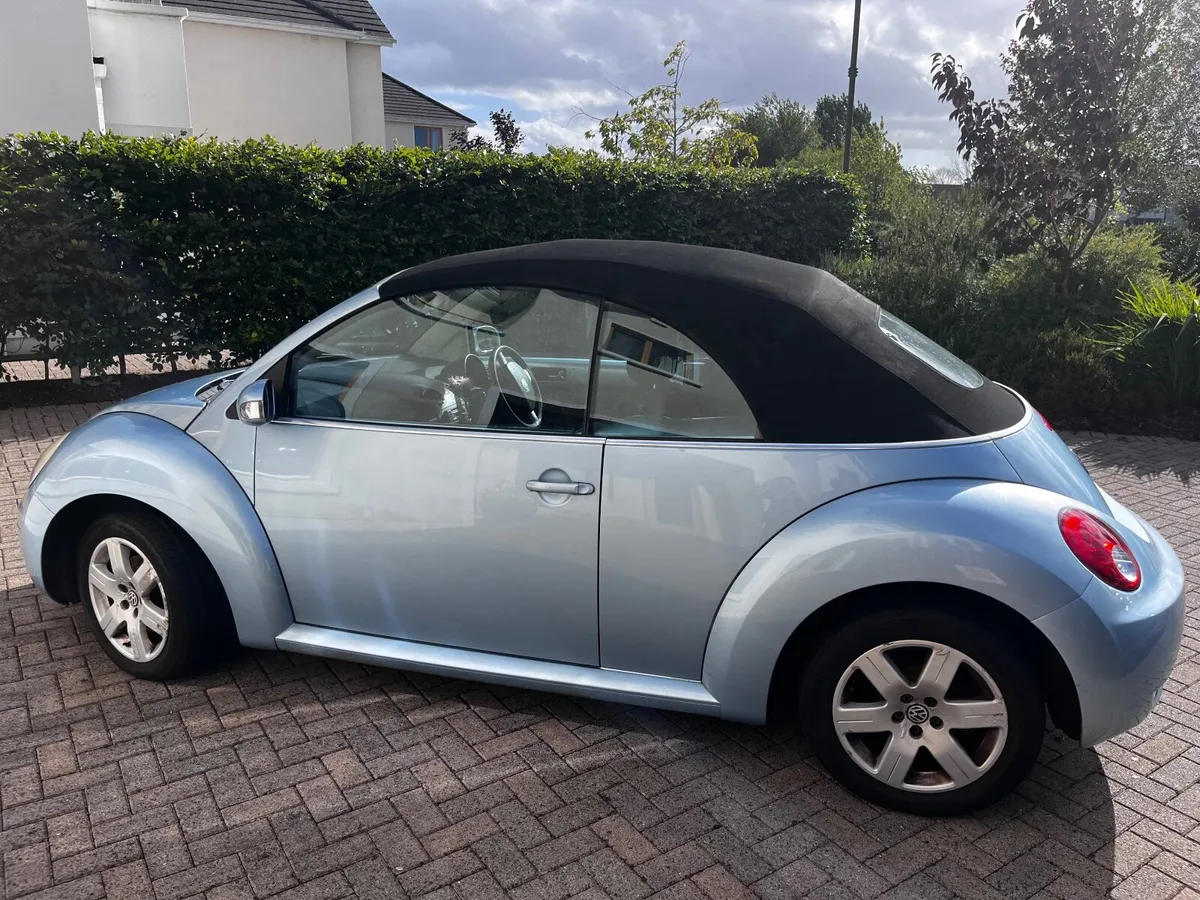 Volkswagen Beetle convertible 2007 - Image 2