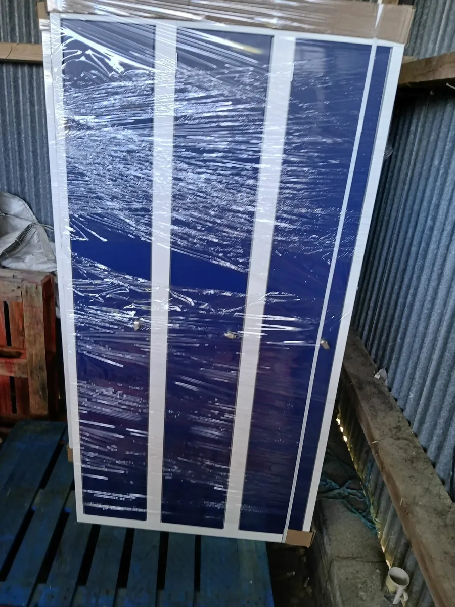 Sports lockers /3x1 in one lot new deliverd - Image 4