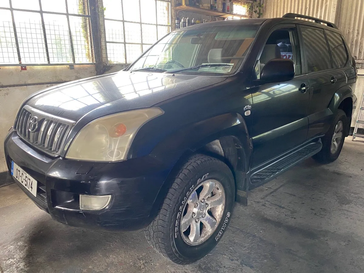 2007 TOYOTA LANDCRUISER LWB - Image 1