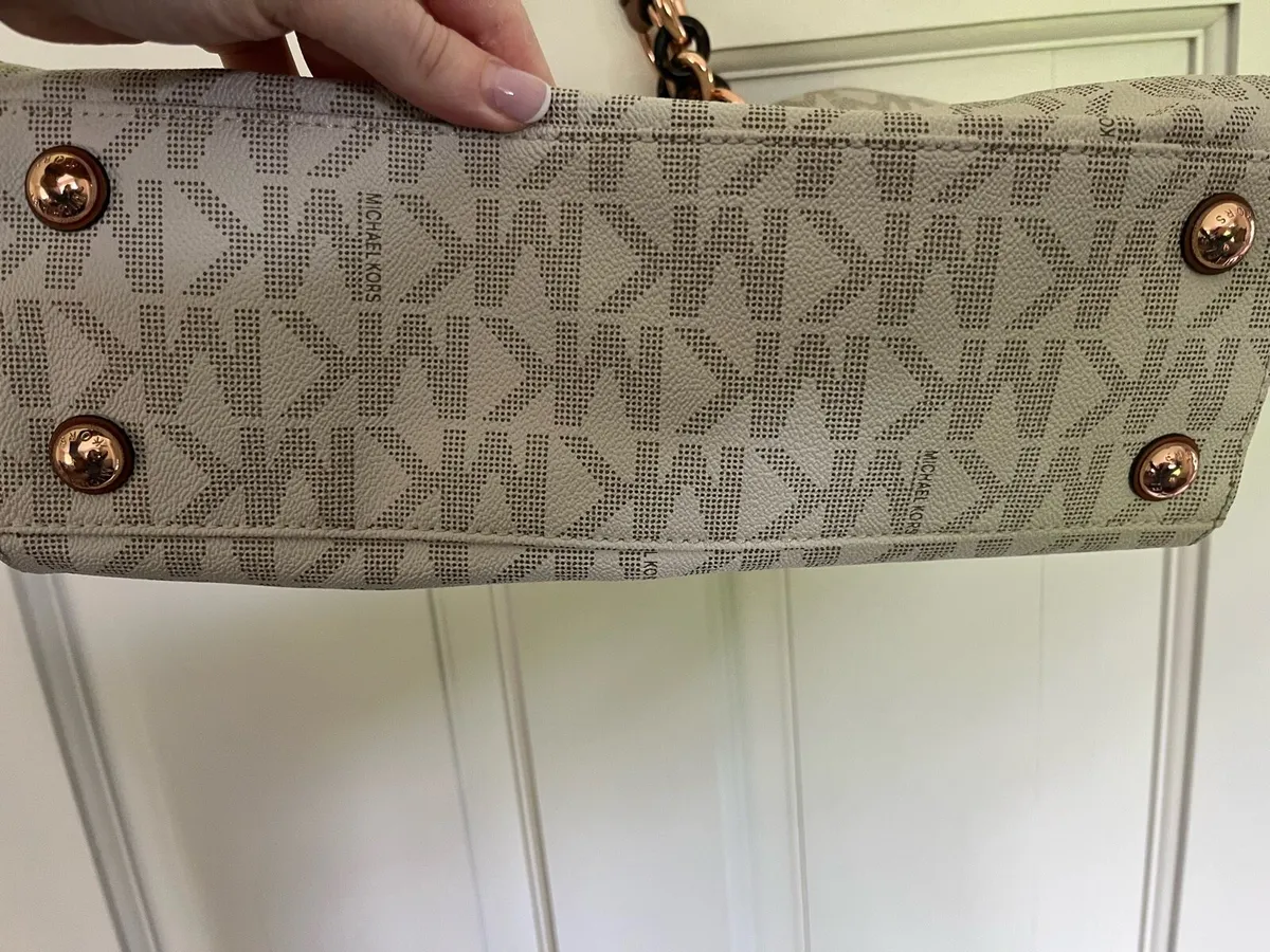 Michael Kors Handbag - Image 2