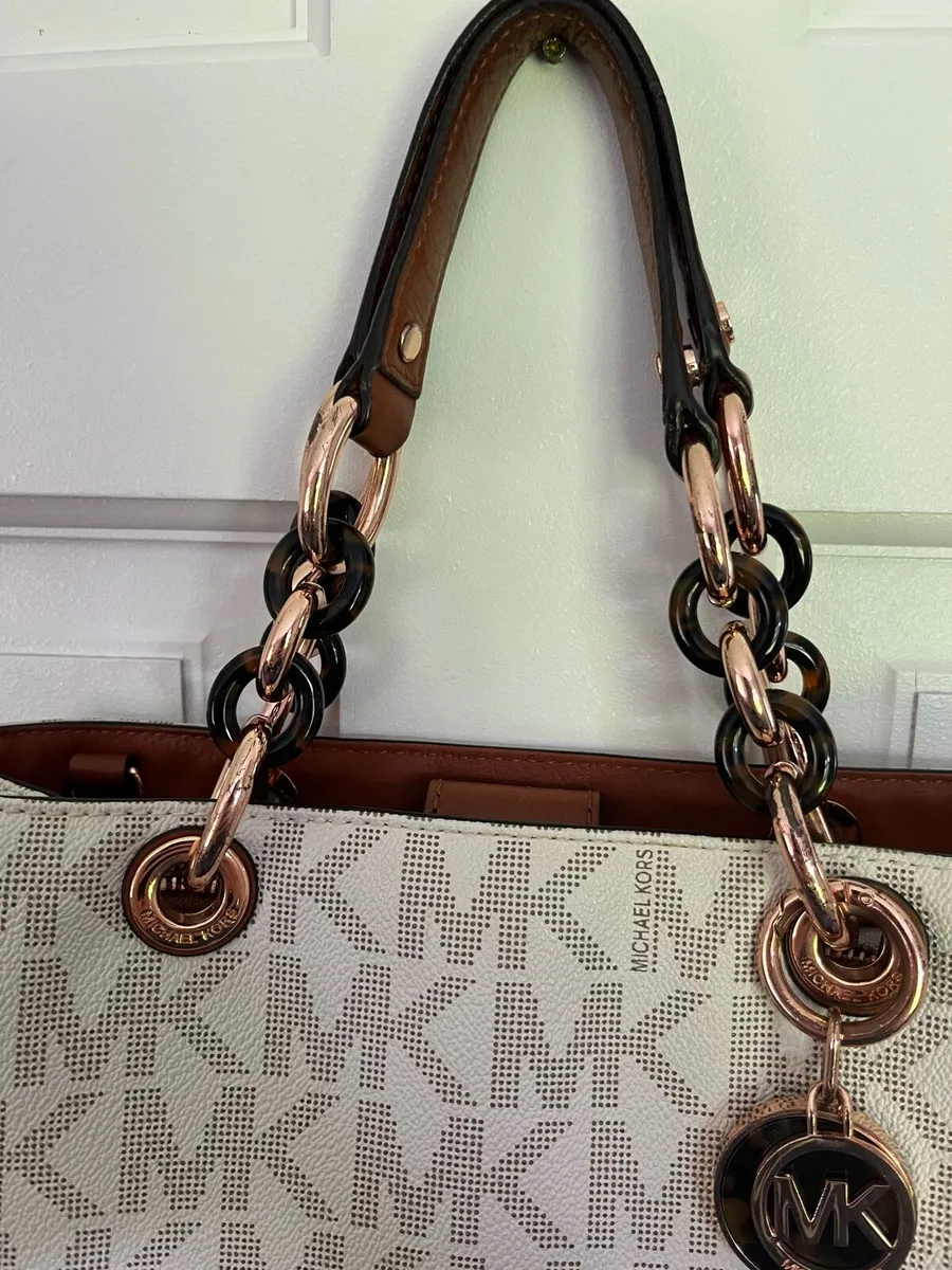 Michael Kors Handbag - Image 4