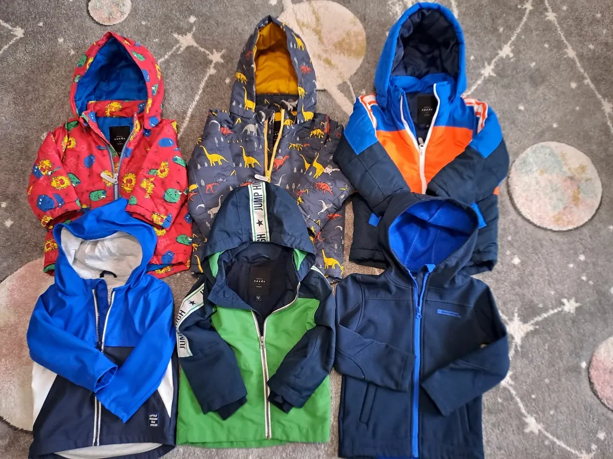 Boys clothes 0-4 years - Image 1