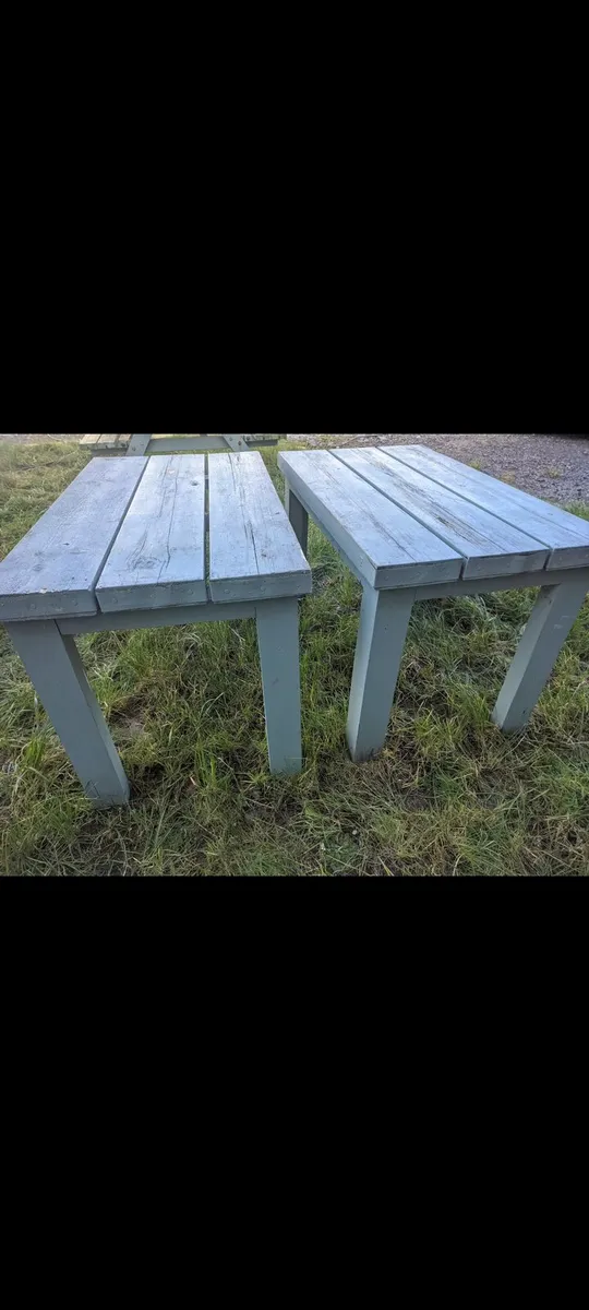 Outdoor tables - Image 4