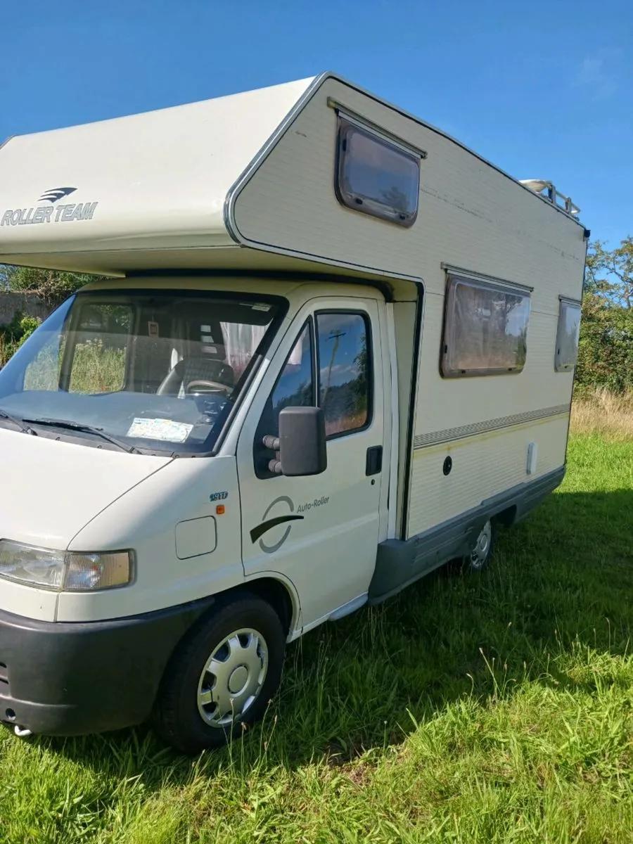 Roller Team Motorhome Fiat Ducato - Image 2