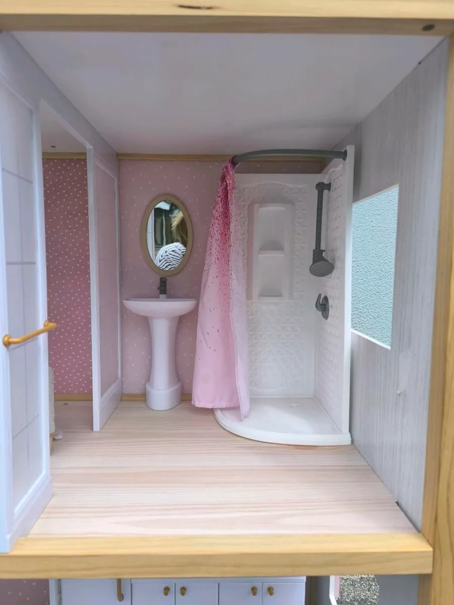 Dolls House - Image 4