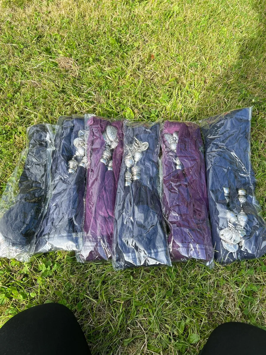 Scarfs €10 EACH