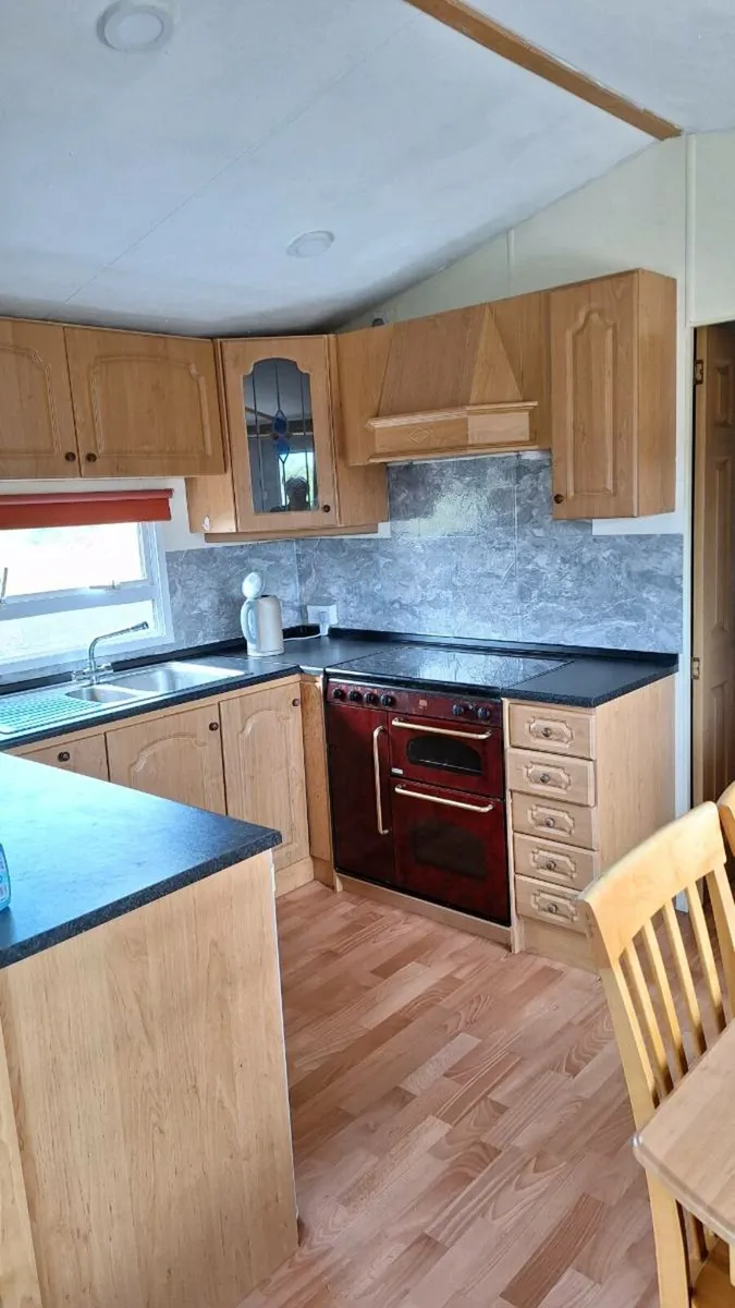 Large mobile home - Image 4