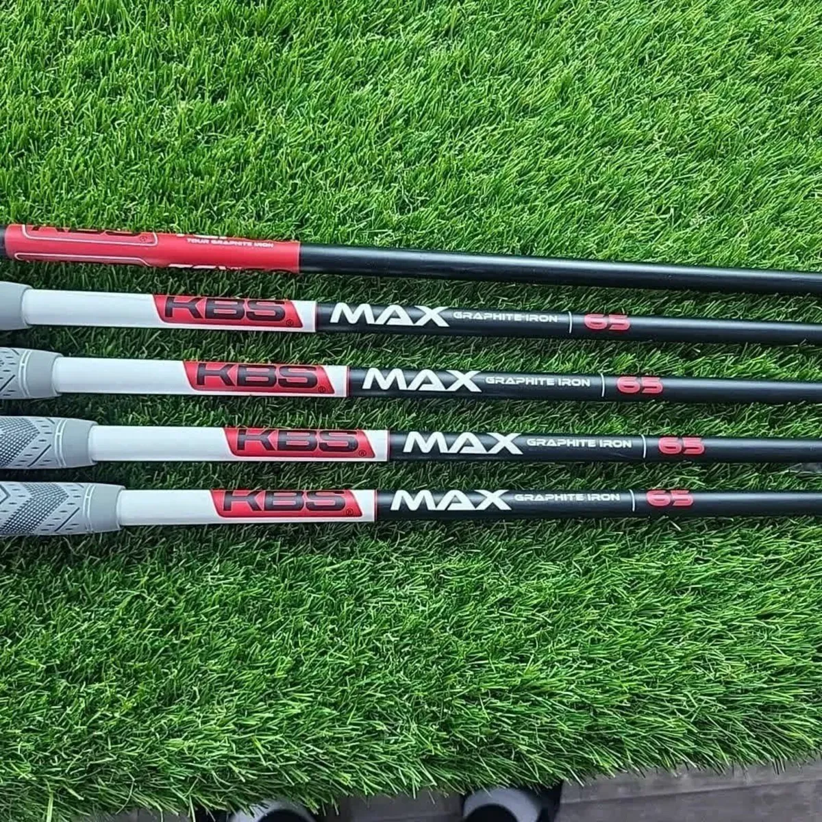 Taylormade Stealth Iron set 6-PW KBS MAX 65 - Image 2