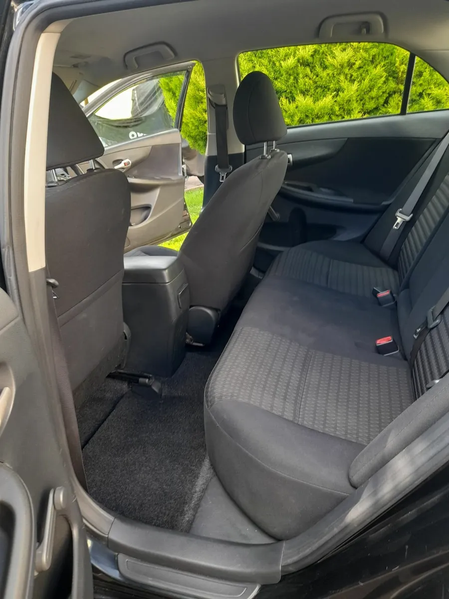 Toyota Corolla 2008 - Image 2