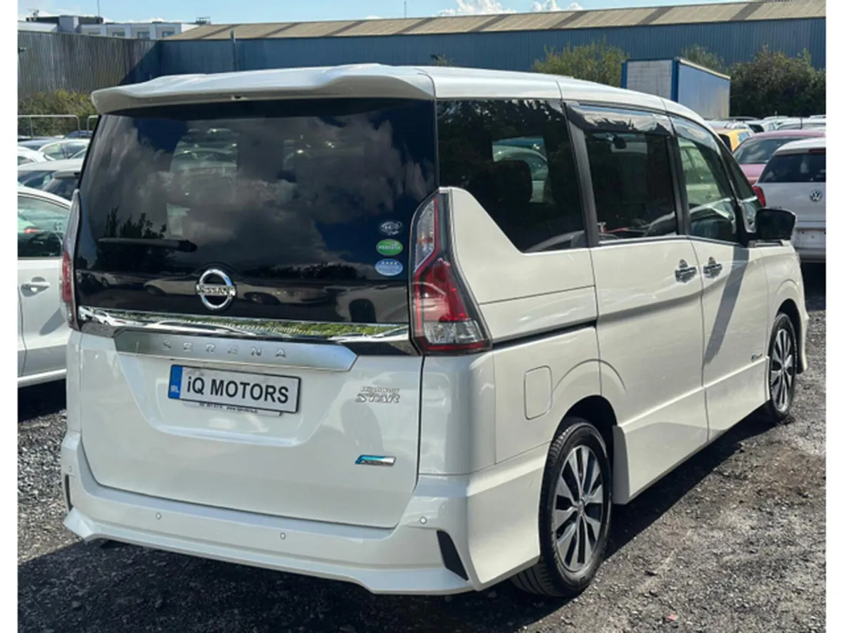 Nissan Serena 2.0 Petrol Hybrid Automatic Low mile - Image 4