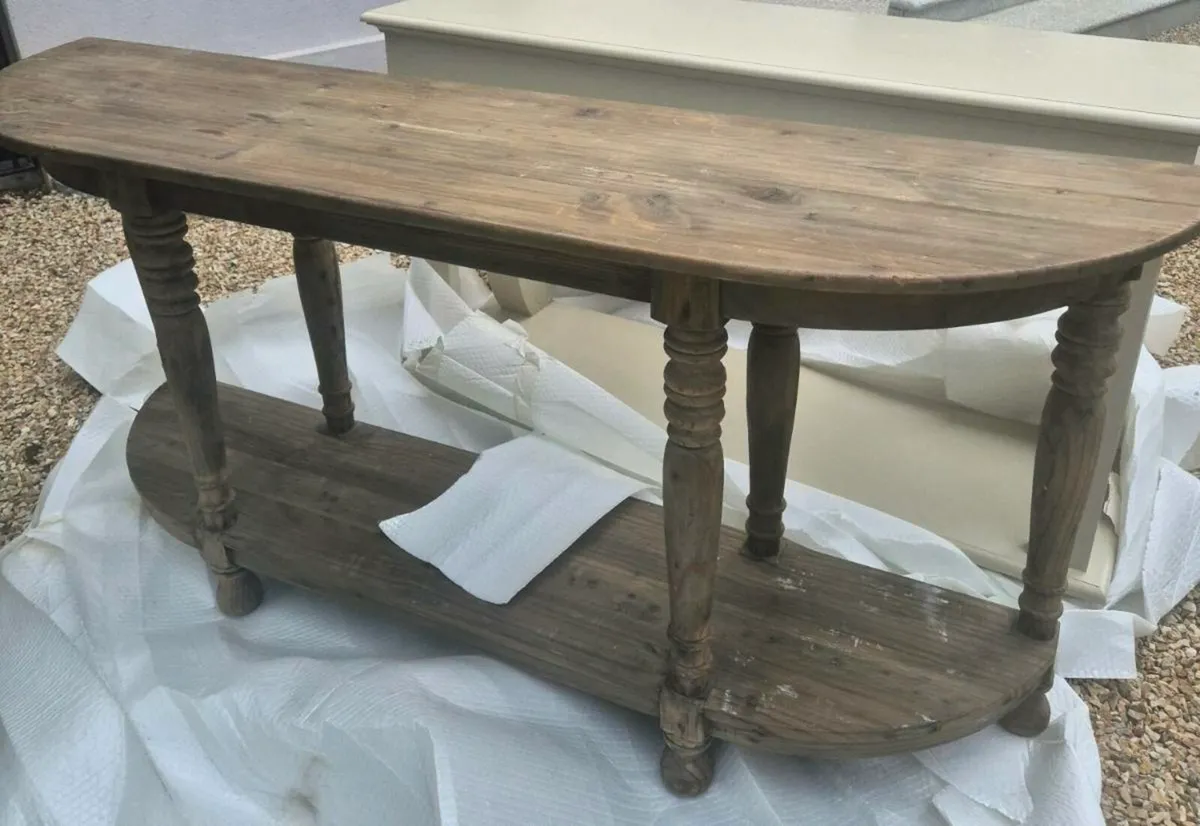 Console Table - Image 1