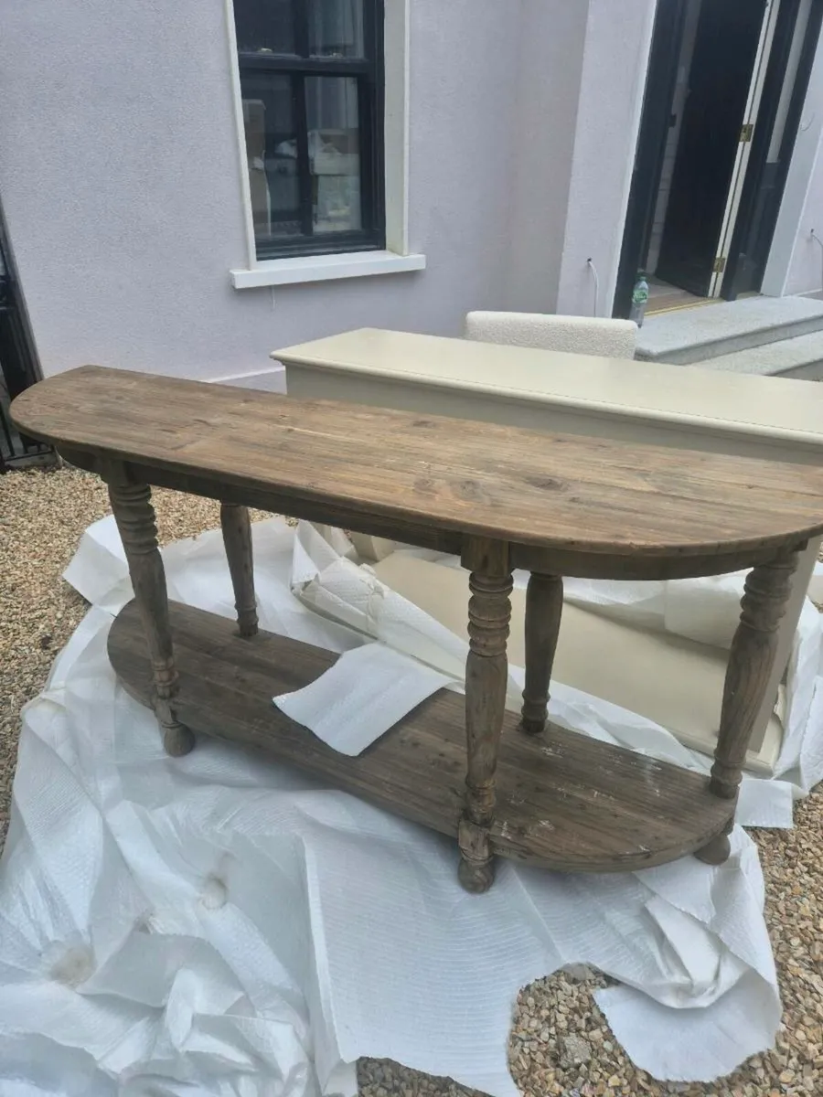 Console Table - Image 2