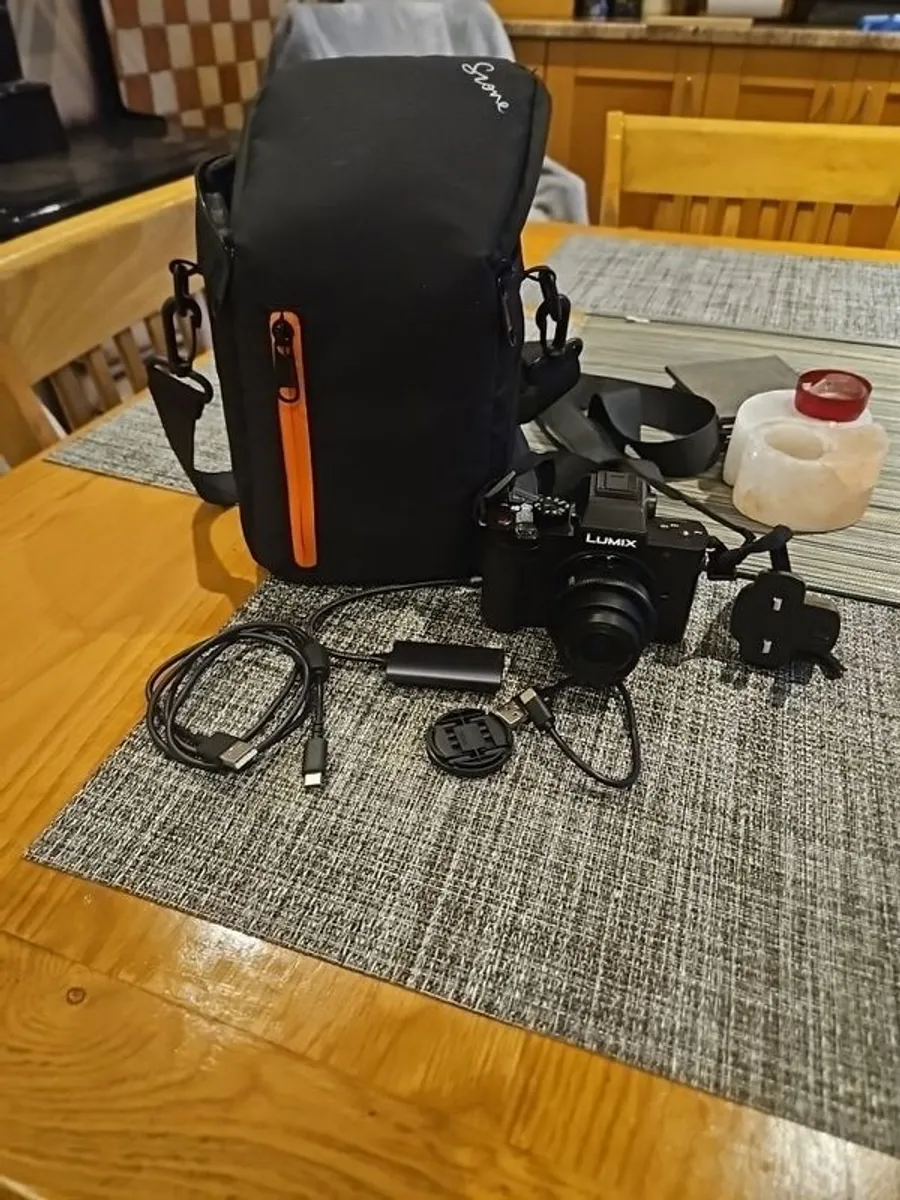 Panasonic Lumix  G100D digital camera - Image 1