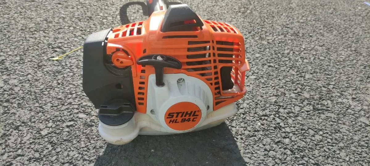 Stihl HL94 Long reach Hedge cutters - Image 2