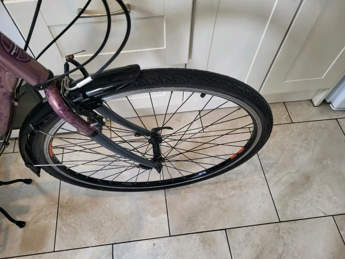 Ladies bike - Image 3