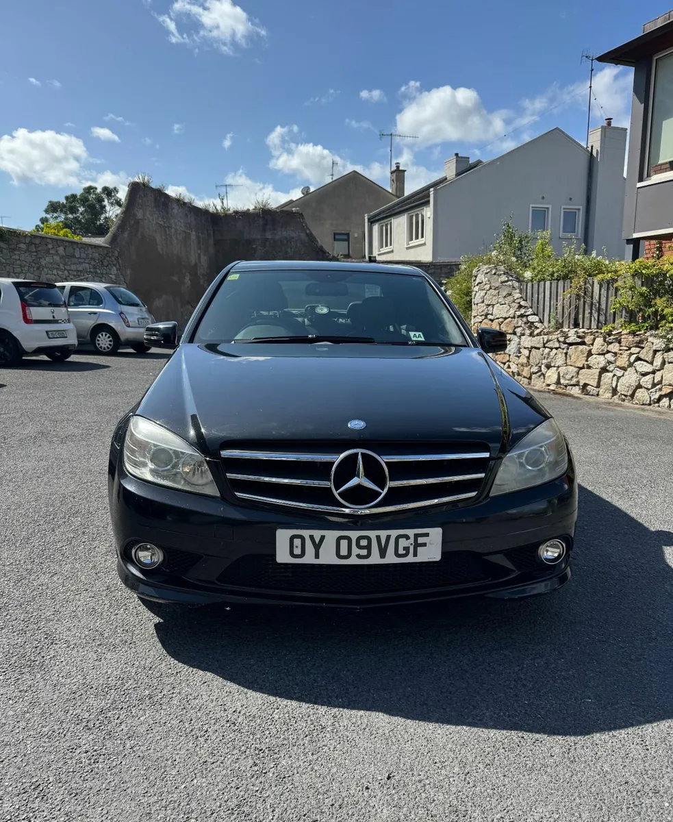 Mercedes-Benz C-Class 2009 - Image 1