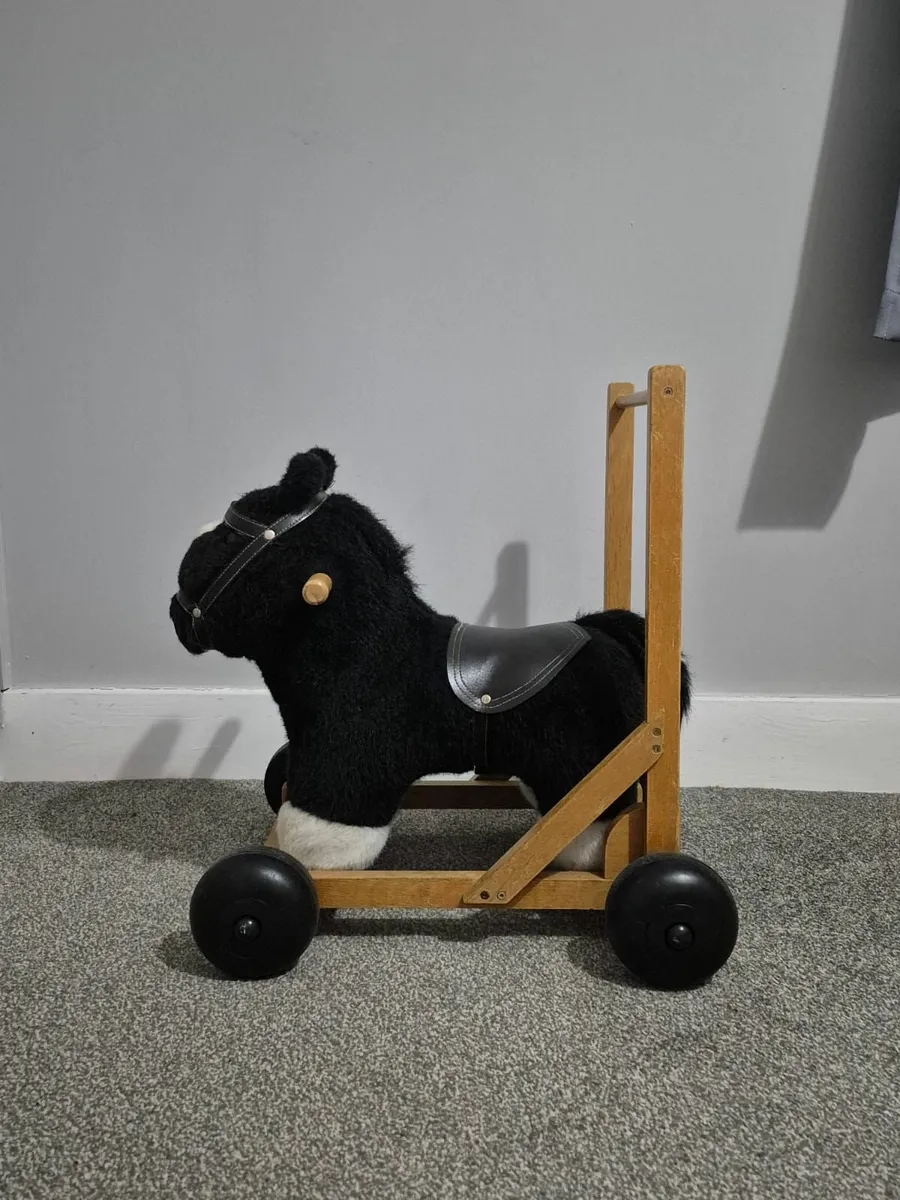 Baby walker aid - Image 1