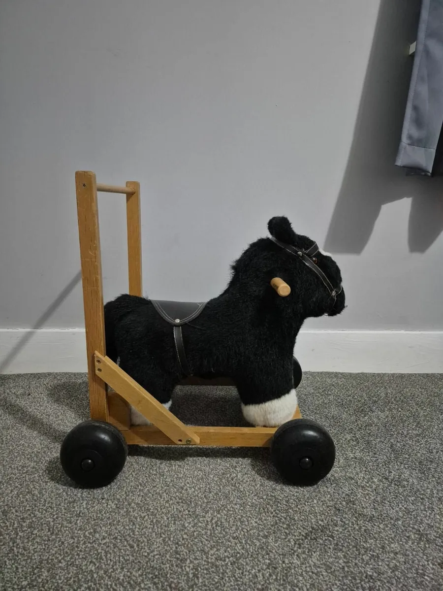 Baby walker aid - Image 2