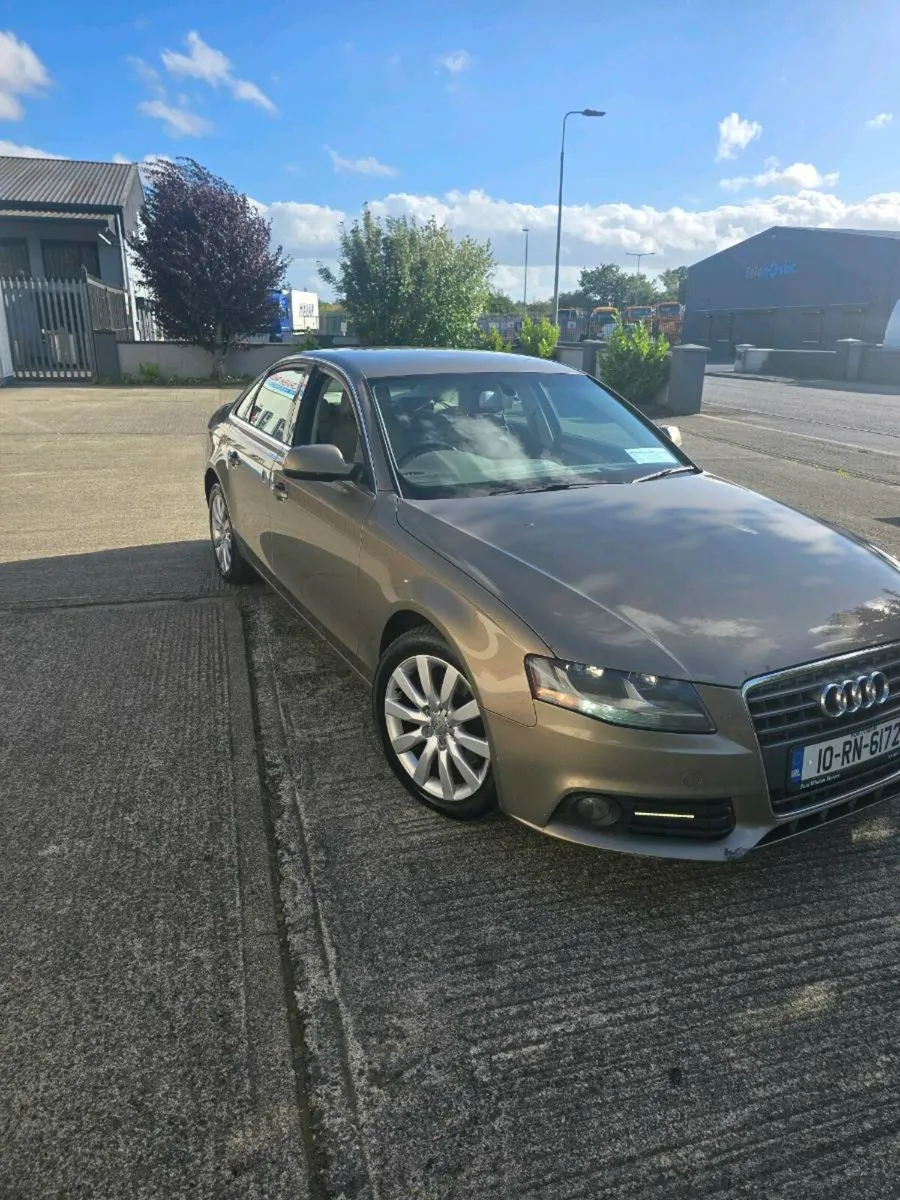 Audi a4 b8 2.0tdi 120bhp Read Ad!!! - Image 2