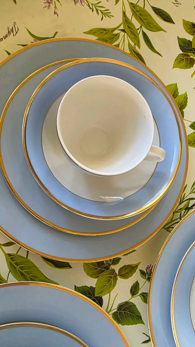 Doulton Dinner Set - Image 3