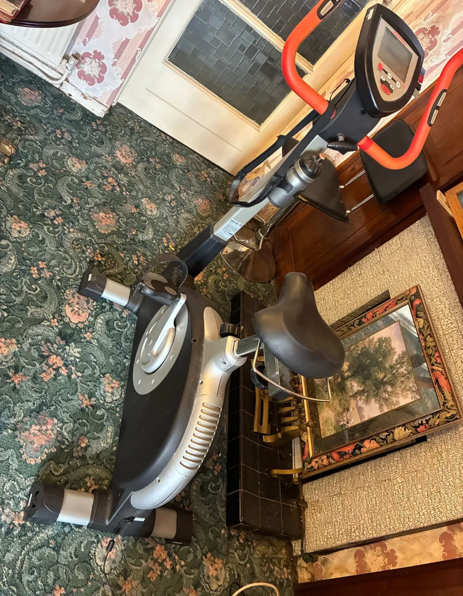 Exercise bike - Image 1