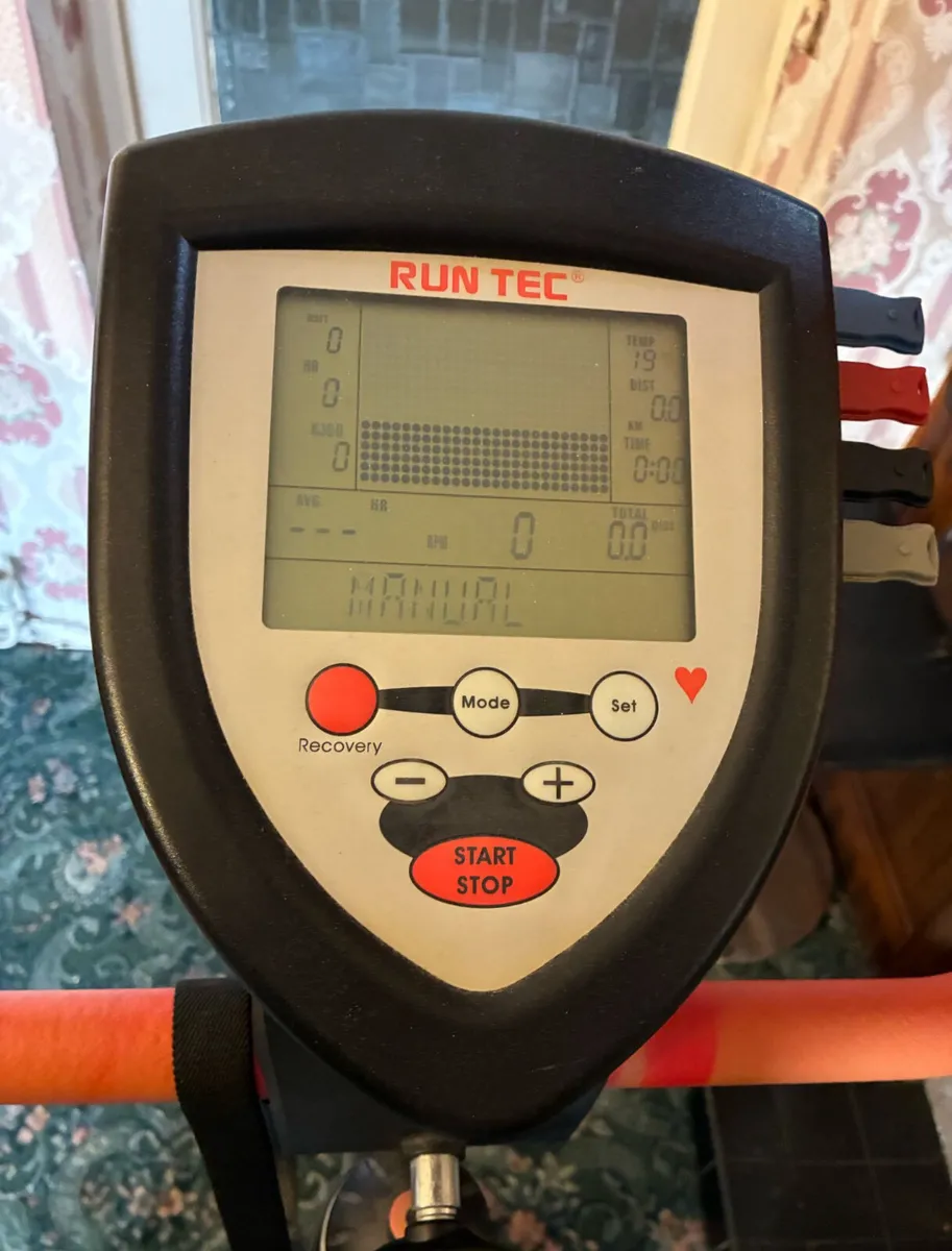 Exercise bike - Image 3