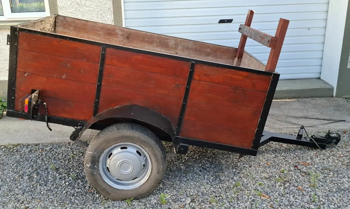 Trailer - Image 2