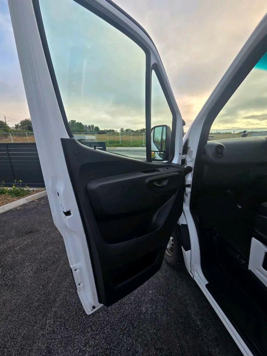 2019 mercedes spritner recovery - Image 4