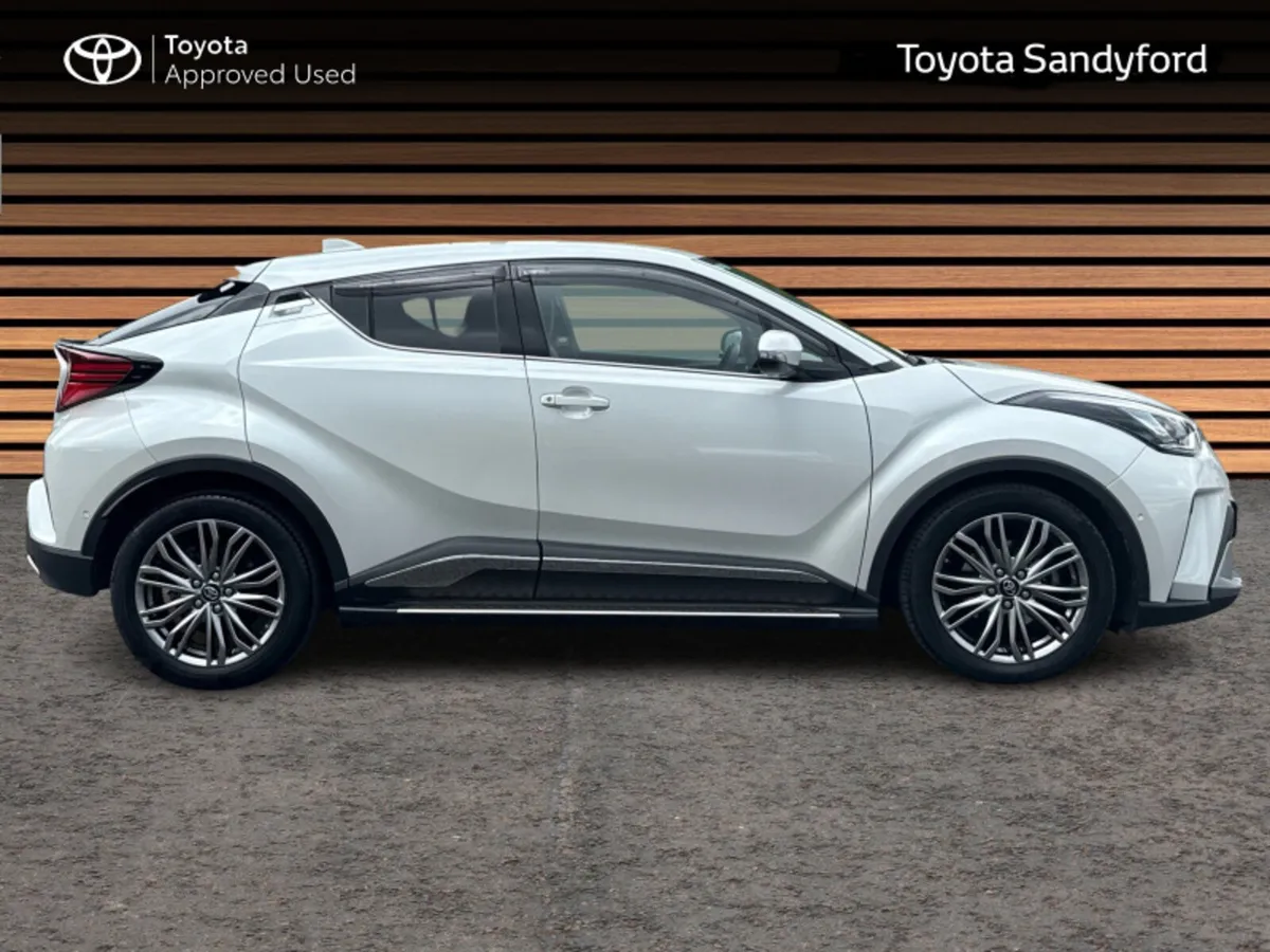 Toyota C-HR HYBRID SOL TOP SPEC + EXTRAS // HEATED - Image 3