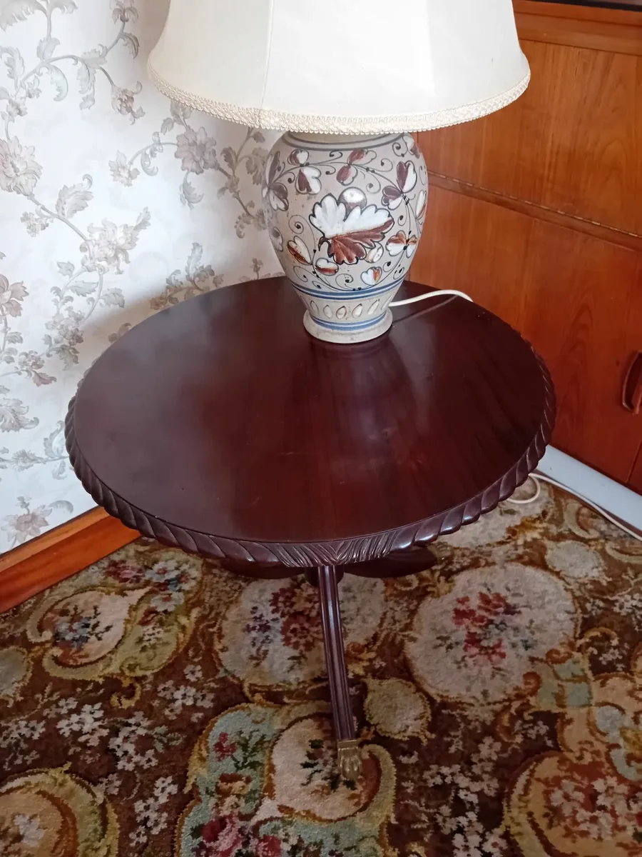 Lamp table mahogany