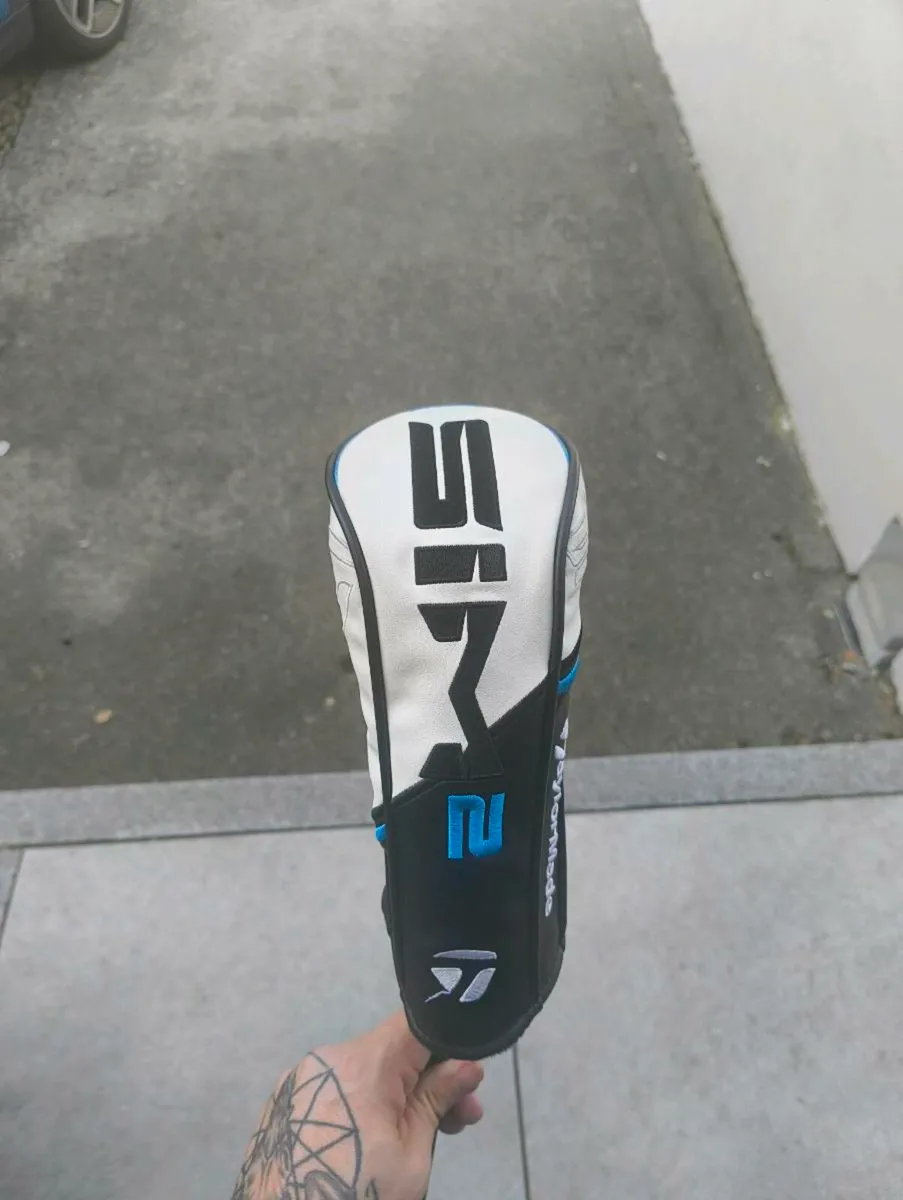 TaylorMade sim 2 7 wood upgraded Kai li x stiff sh - Image 1