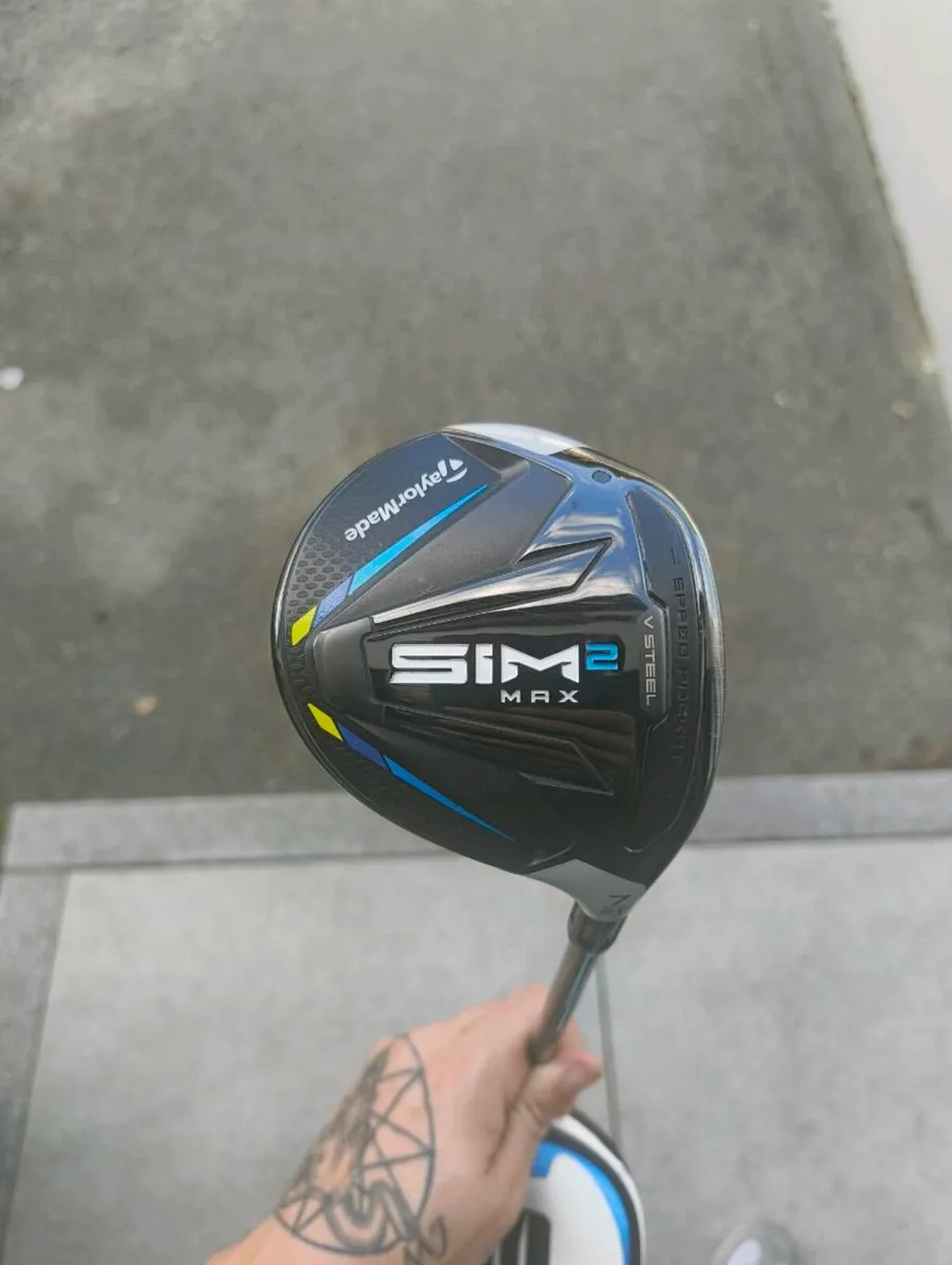 TaylorMade sim 2 7 wood upgraded Kai li x stiff sh - Image 2