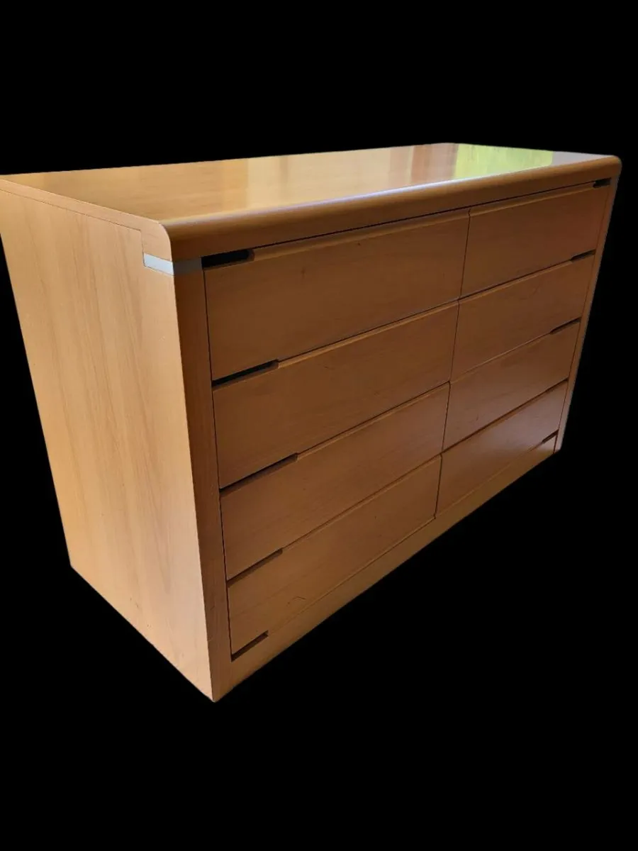 Beautiful set of Eight Drawers - Image 2