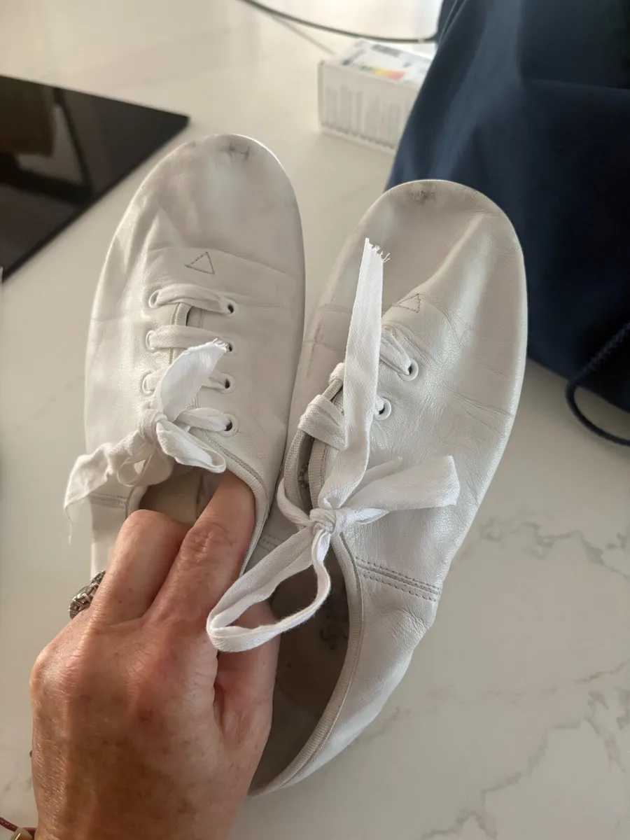 So Dance dance shoes - Image 1