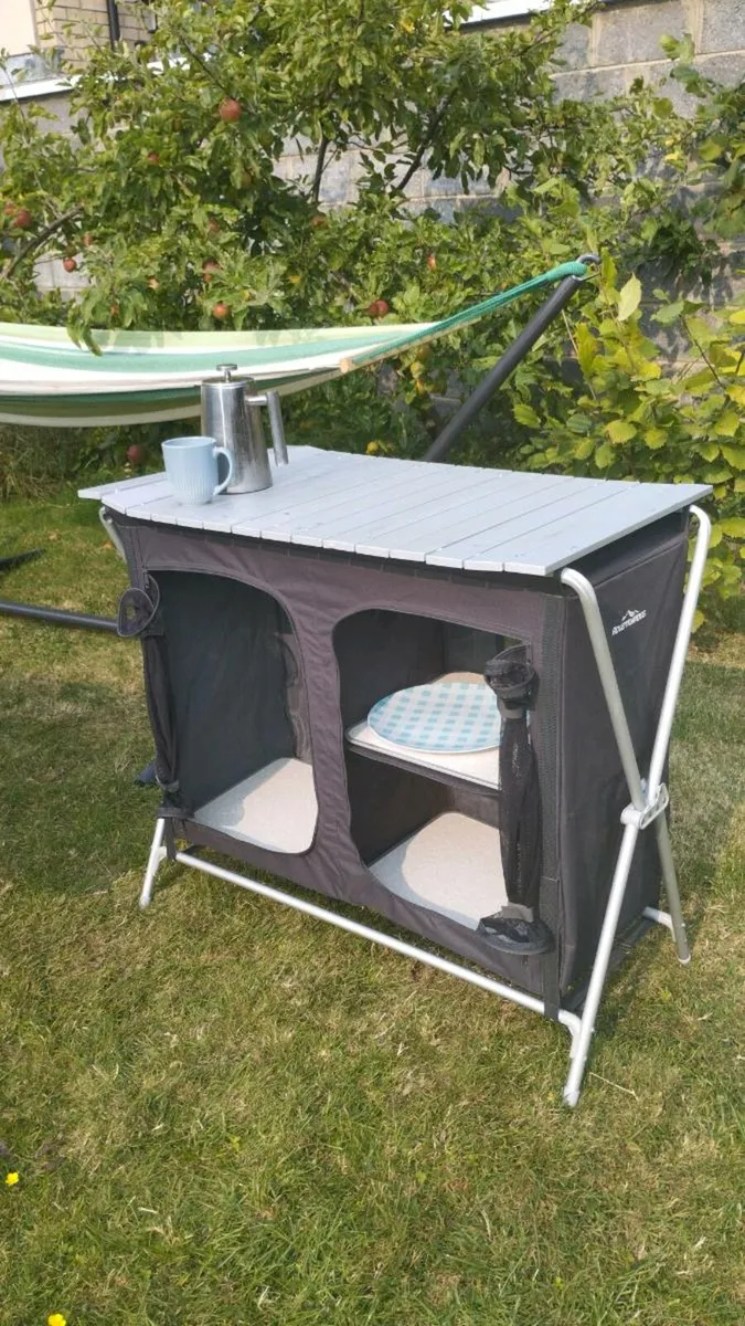 Camping kitchen storage - Image 1