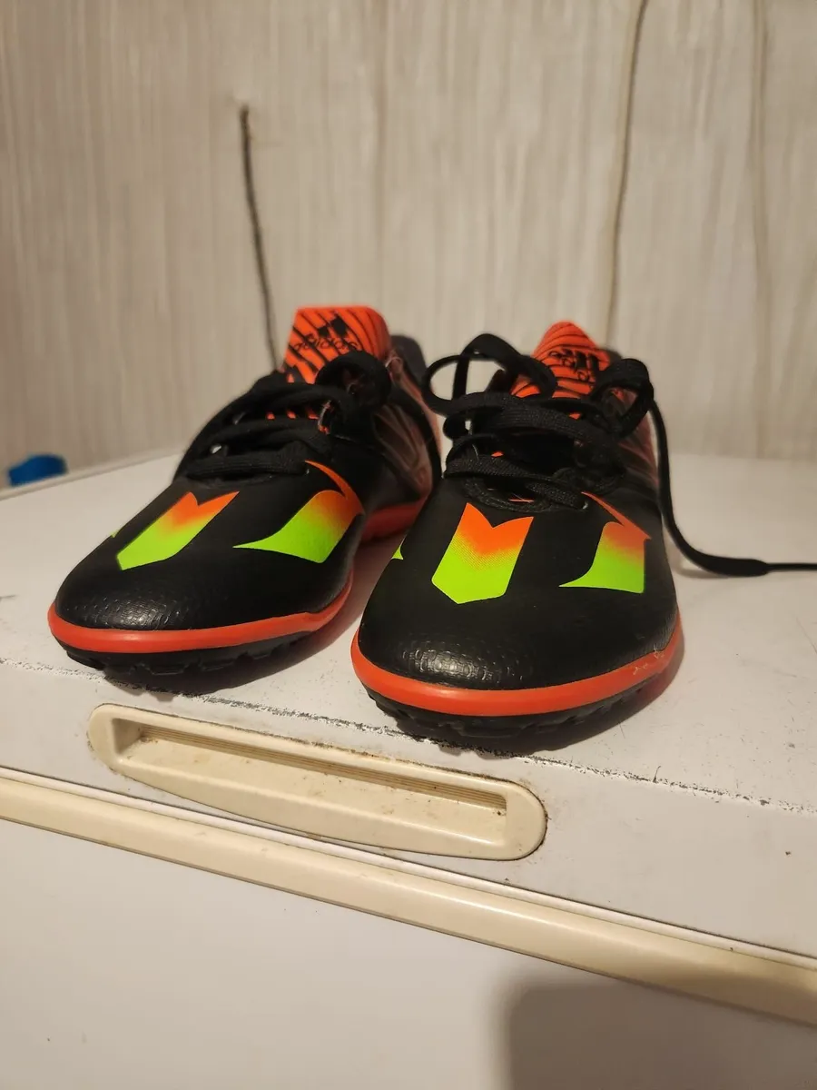 Football Astro Runners Kids - Image 3