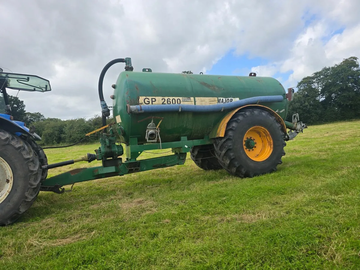 Slurry spreader - Image 1