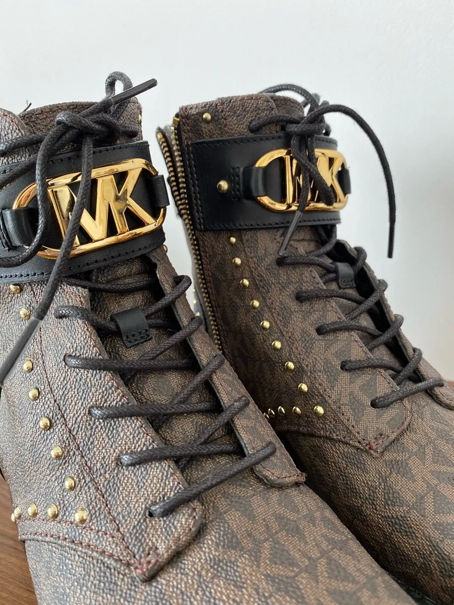 Michael Kors branded boots size 6 - Image 2