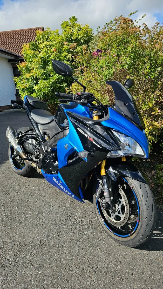 SUZUKI GSX-S 1000F 2018 9K MILES - Image 2
