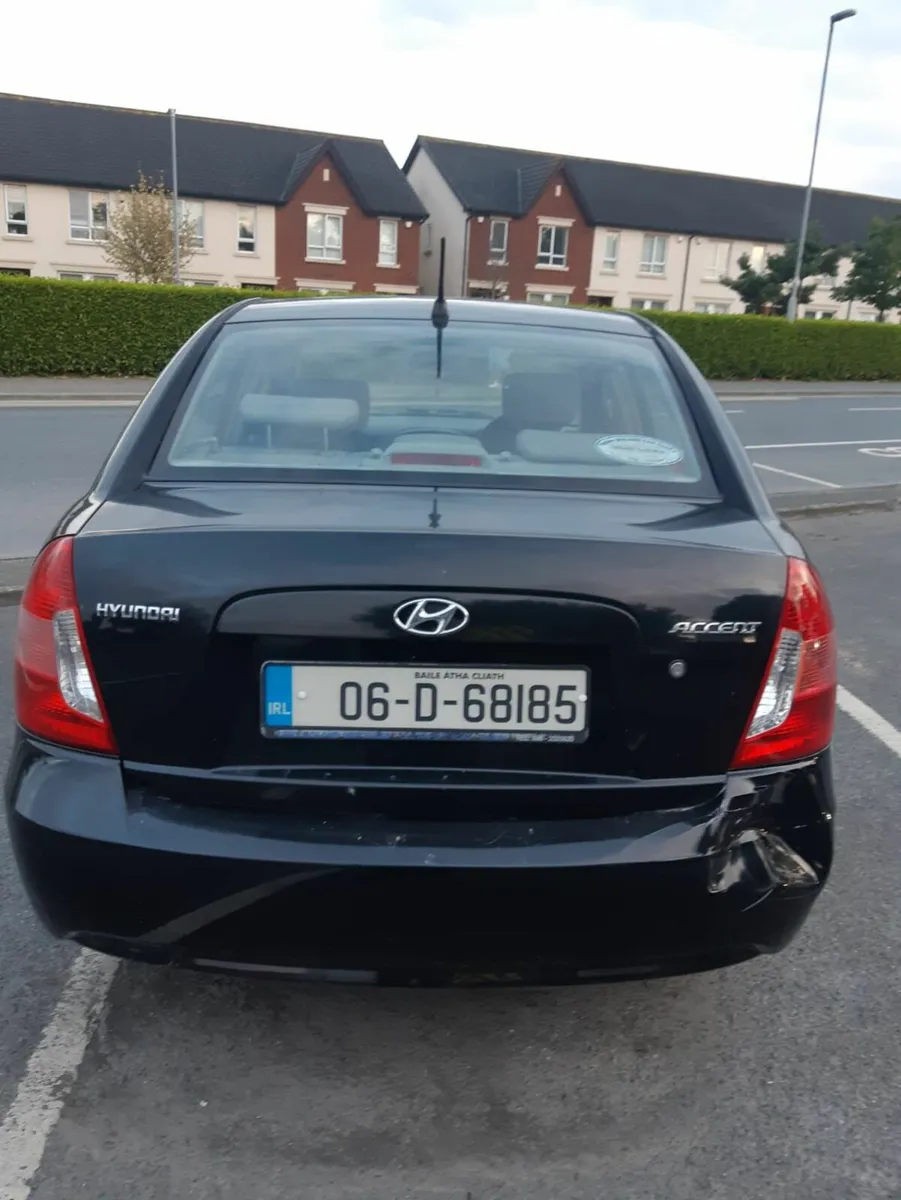 Hyundai Accent 2006 - Image 1