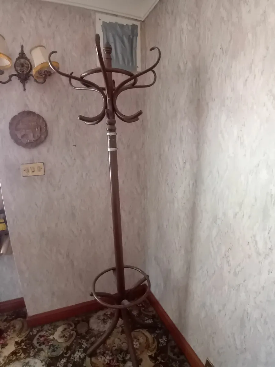 Coat stand