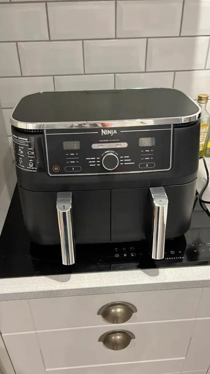 Ninja Foodi MAX Dual Zone 9.5L Air Fryer - AF400UK - Image 1